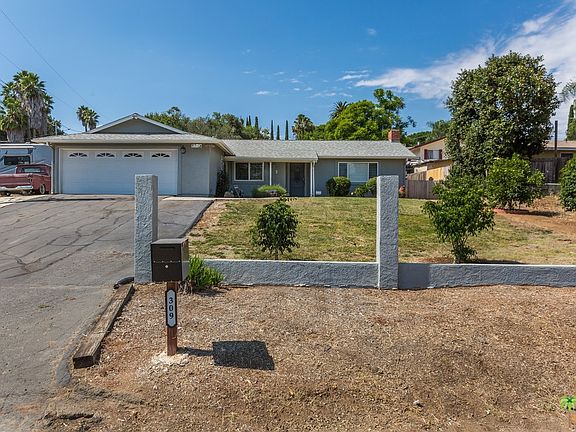 2nd image of 309 Poinsettia Ave