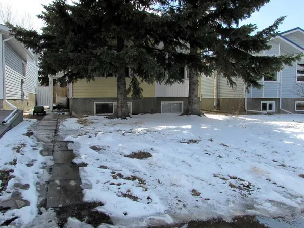 65 N Roberts Cres, Red Deer, AB T4P 3K7