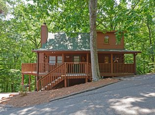 1708 Lake View Cir, Sevierville, TN 37876