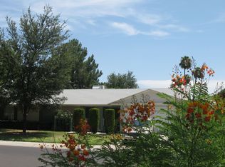 10451 W Prairie Hills Cir, Sun City, AZ 85351