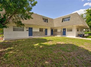 502 Phippen Waiters Rd #3, Dania, FL 33004