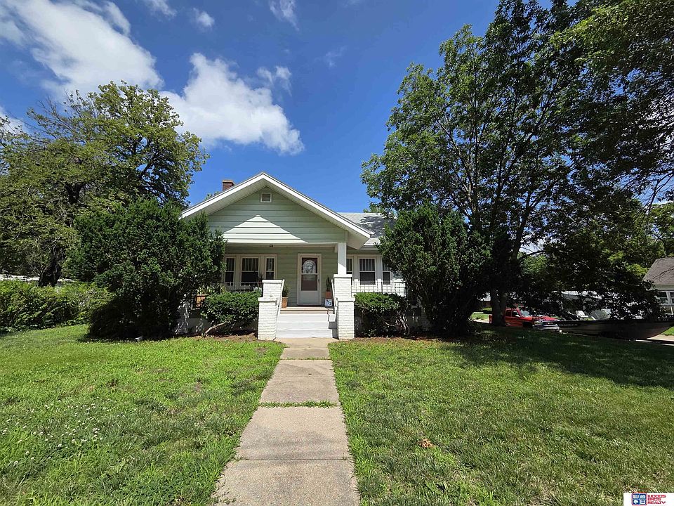 1st image of 302 I St