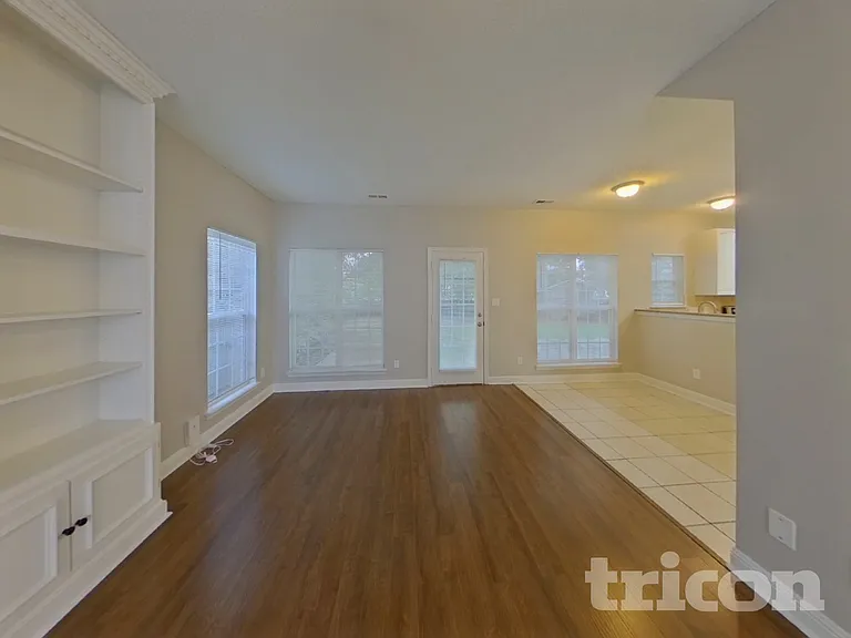 4882 Aldridge Pl NW — Photo 3