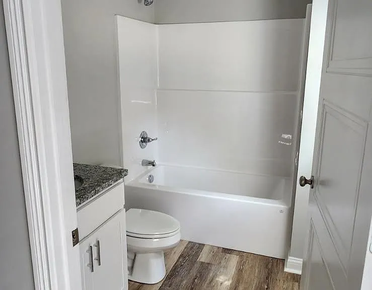 1110 E Rice Ln — Photo 7