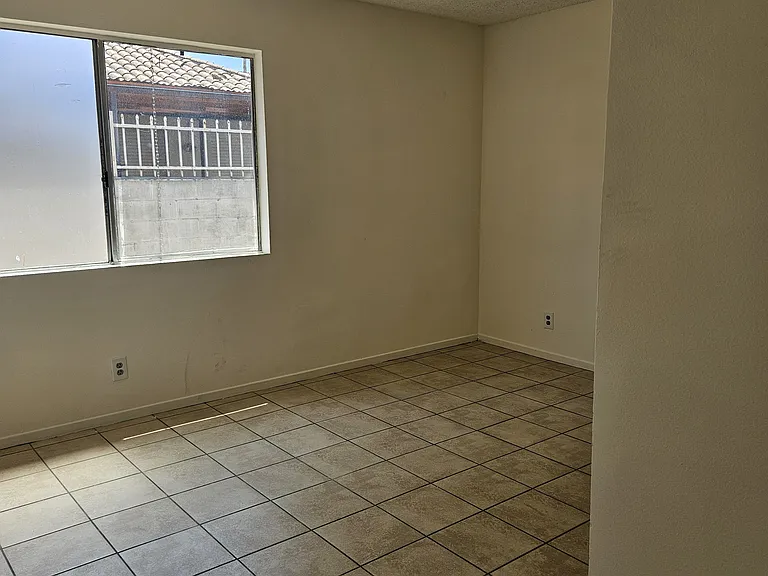 4703 Clara St #G — Photo 7