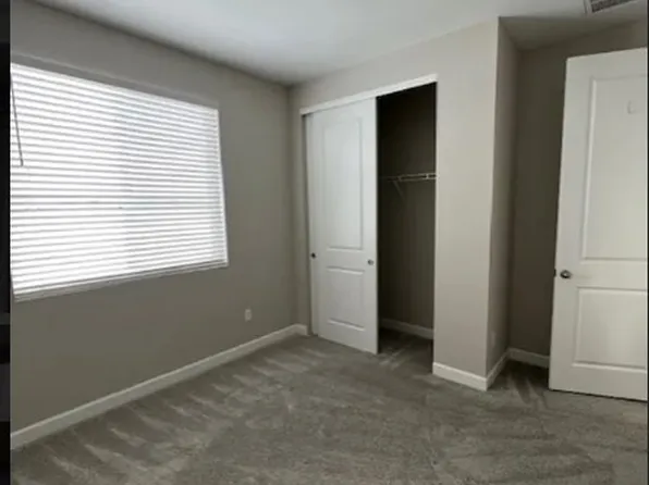 23570 E 5th Dr, Aurora, CO 80018