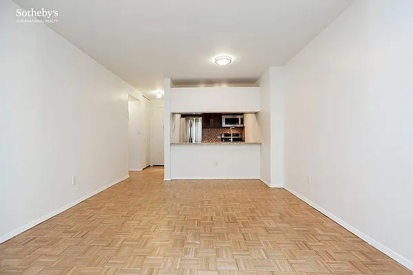 Rented by Sotheby's International Realty | media 8