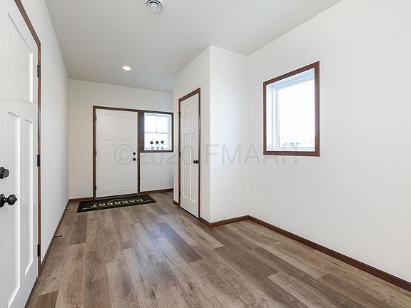 2nd image of 2625 6th St W