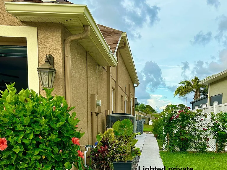 2414 Wood Pointe Dr — Photo 13
