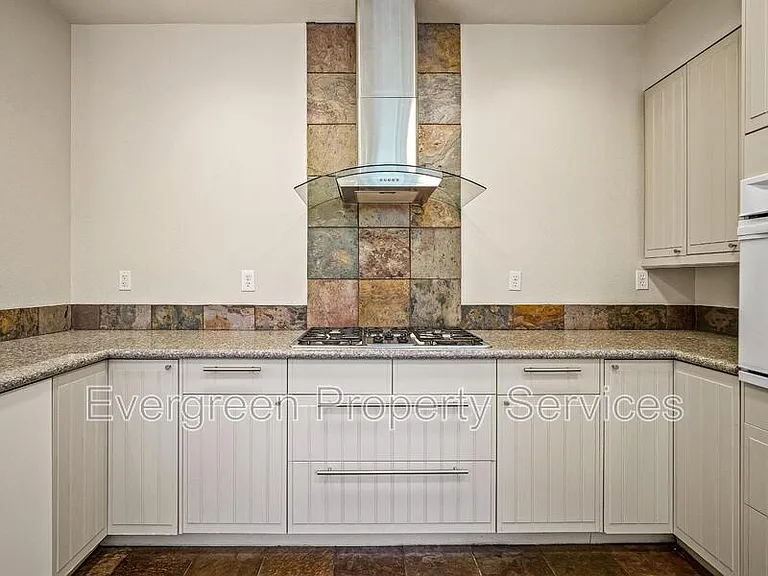 1932 Tecolote Dr — Photo 12