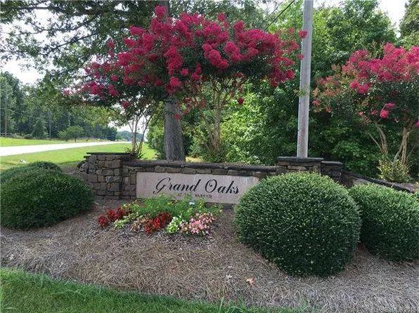 1156 Holland Oaks Dr, China Grove, NC 28023