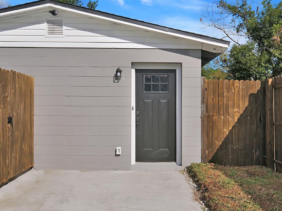 1st image of 5145 Admiral Dr