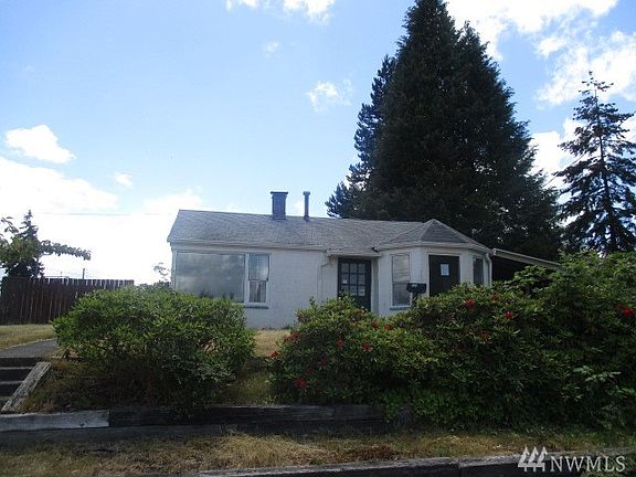 3rd image of 5102 N 27th St