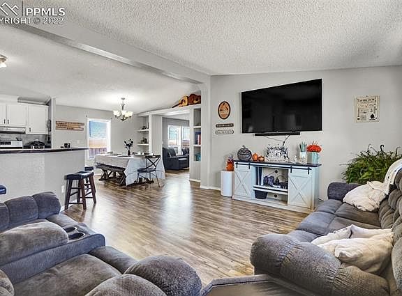 4th image of 4785 Pipestem Ave