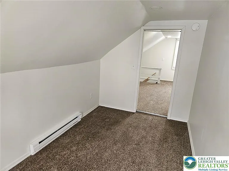 546 E Kline Ave — Photo 13