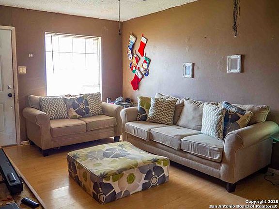 5th image of 6035 Topcroft Dr
