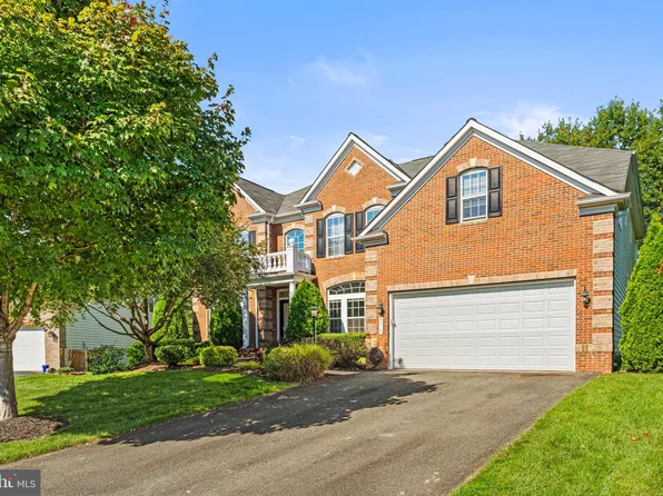 5513 Victory Loop, Manassas, VA 20112
