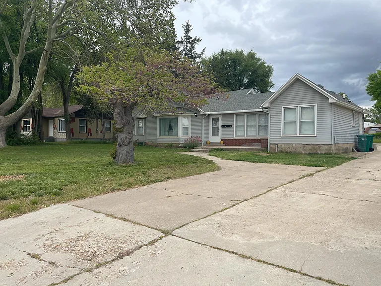 164 N 300 E #B — Photo 16