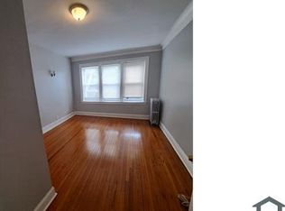 7320 S Ridgeland Ave APT 2A, Chicago, IL 60649