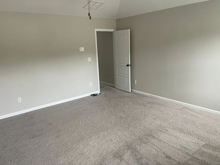 2718 Dunstan Ln — Photo 8
