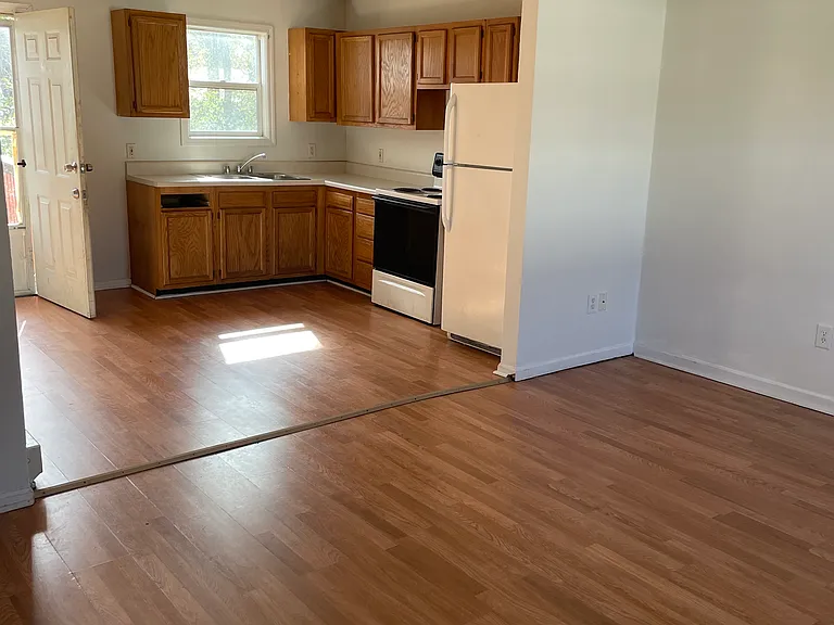 220 S Market St #224 — Photo 5