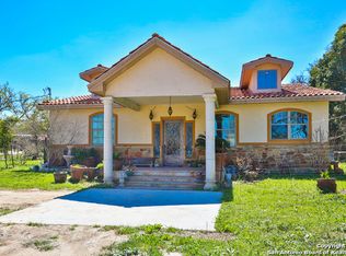 55 High Street Rd, Comfort, TX 78013