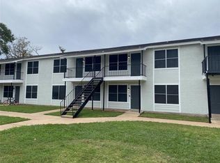 102 Oakdale Ct APT 2206, Brazoria, TX 77422