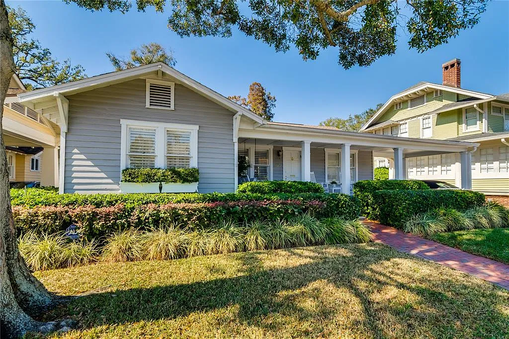 4 bed, 2.0 bath, 2344 sqft, $8,500 — Photo 3