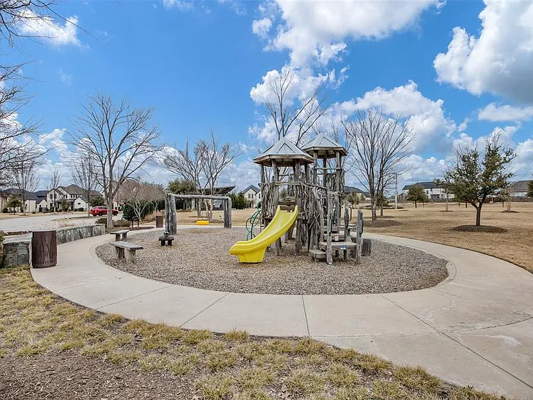 15579 Fringe Tree Rd — Photo 44