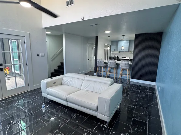 4629 Country Creek Dr APT 1062, Dallas, TX 75236