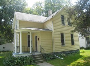 432 49th St, Moline, IL 61265