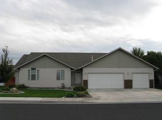 761 W Johns Ave, Hermiston, OR 97838