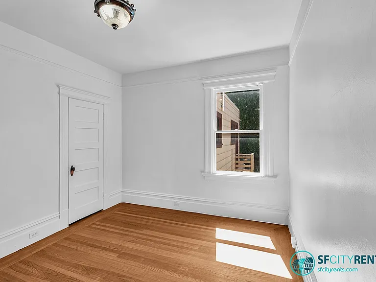 270 Eureka St — Photo 17