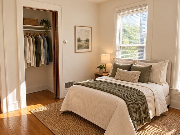 5th image of 127-129 S Hancock St #1294