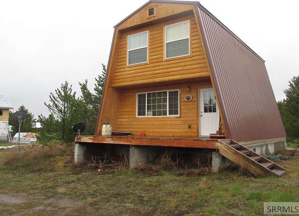 1st image of 3421 Douglas Dr