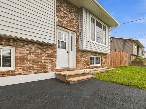 3rd image of 21 Gammon Cres