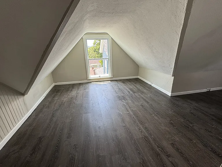 5029 Norwood Ave — Photo 32