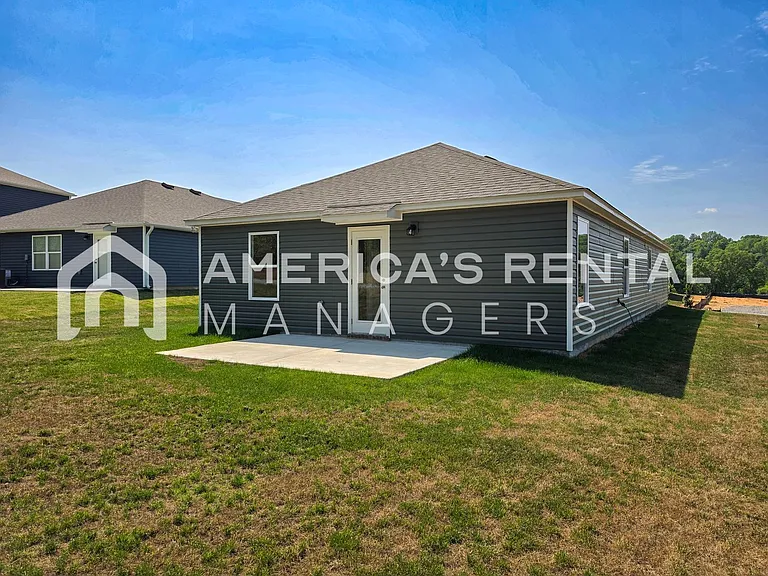 2400 Sky Dr — Photo 42