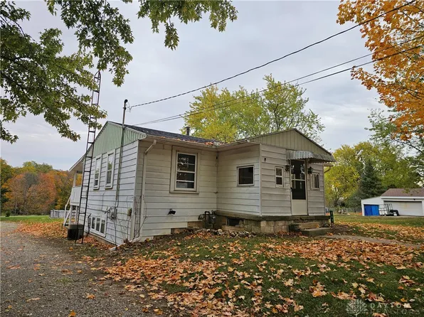 209 Adams St, Gettysburg, OH 45328