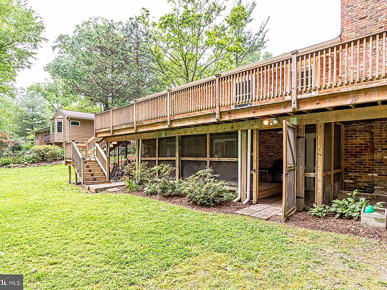 5225 Old Dominion Dr — Photo 71