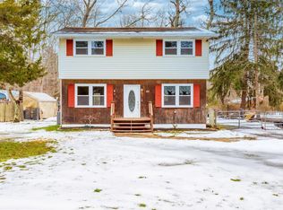 1050 Whitehall Rd, Williamstown, NJ 08094