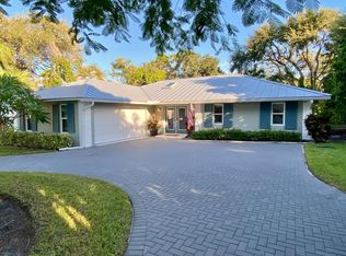 907 Tropic Dr, Vero Beach, FL 32963