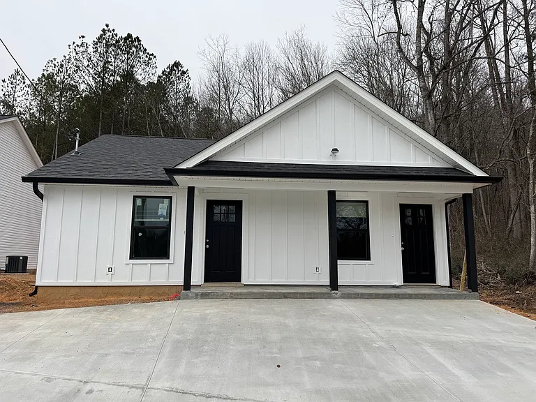1296 Tunnel Hill Varnell Rd NW #A — Photo 1