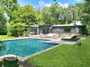 7 Indian Point Ln, Westport, CT 06880