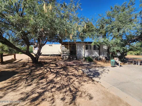 14500 W Castle Dr, Tucson, AZ 85736
