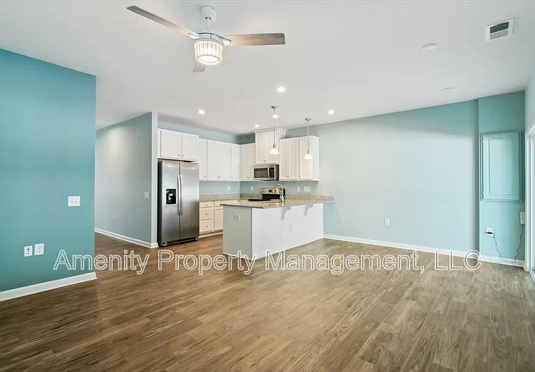 205 Capeside Ct #1 — Photo 9