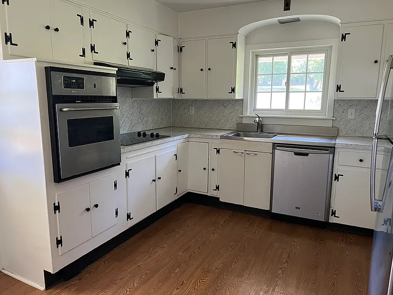 406 Paxinosa Rd E — Photo 3