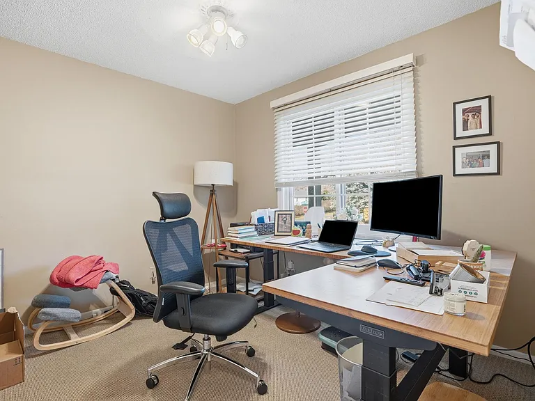 10427 Brown Farm Cir — Photo 43