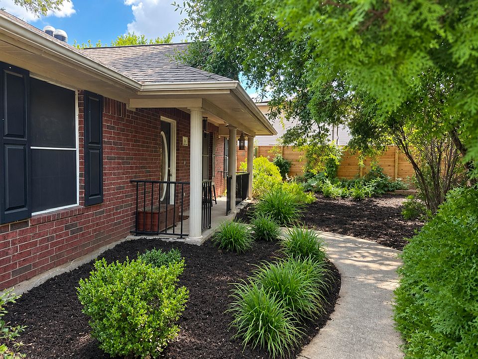 Enjoy this shockingly private and shady home. Never live another Texas summer being blasted by the sunshine when you step out your front door!
