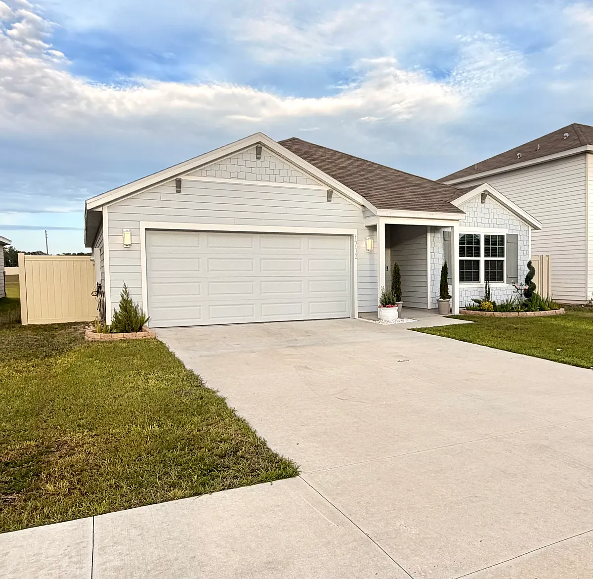 Building Photo - 1713 NW 248th Way
